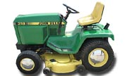 John Deere 318